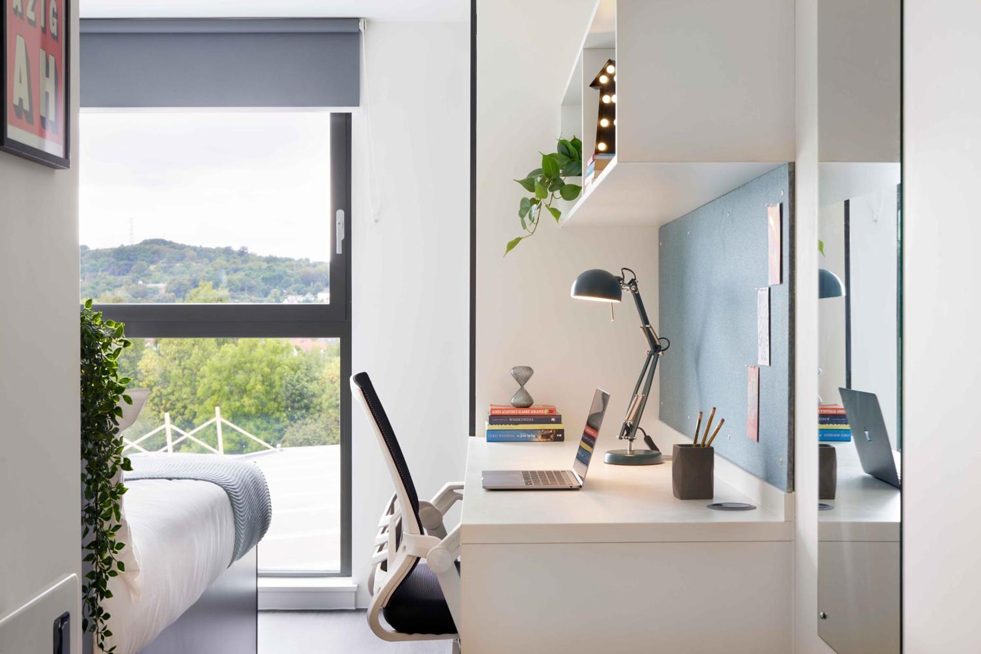 Joivy Trendy Aparthotel Units In Westfield-Adults Only เอดินบะระ ภายนอก รูปภาพ